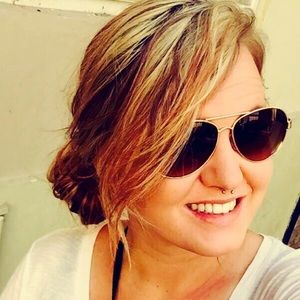 Meet your Posher, Jess