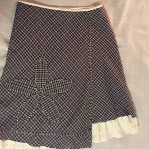Anthropologie a-line plaid skirt w/ floral stitch