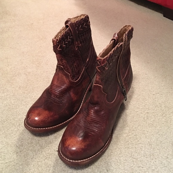 Size 8 beautiful real leather boots