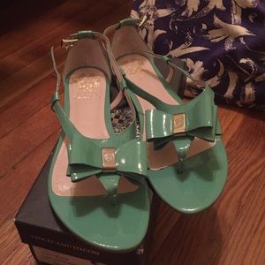Flat Vince camuto sandals