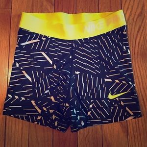 😍Nike Pro😍. NWOT