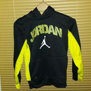 Boys Jordan Hoodie, Large  12-13 YRS, EUC