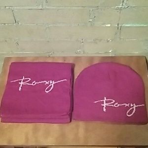 Roxy by Quiksilver Beanie Hat & Scarf Set