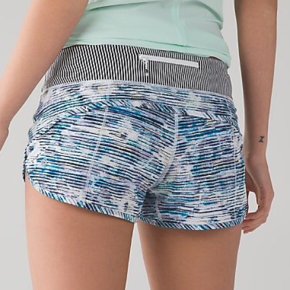 Lululemon Blurry Belle Speed Shorts 8