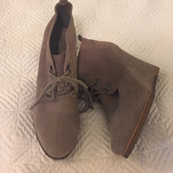 Steve Madden suede wedge bootie