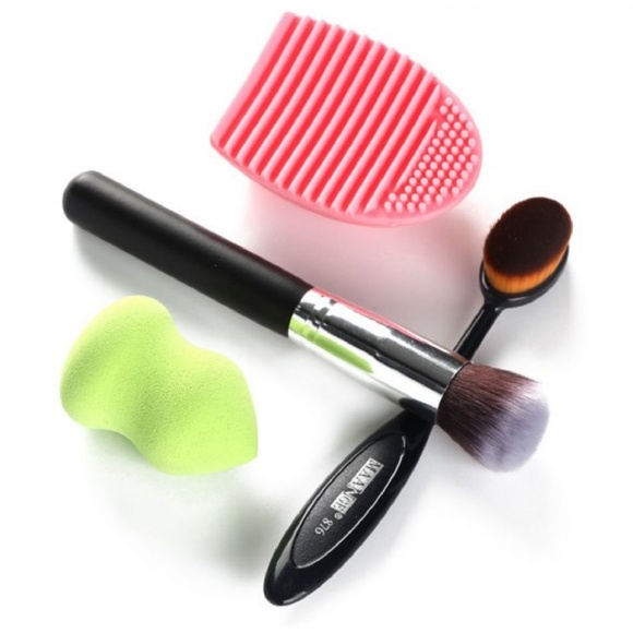 Last Set!4 Pcs/Set 2 brushes, blender+cleaning egg - Picture 2 of 2