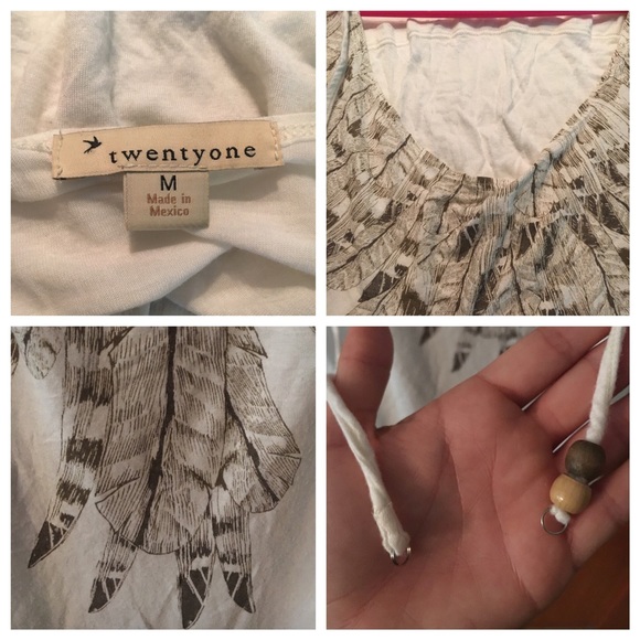 🚫SOLD🚫 Forever 21 Feather Shirt