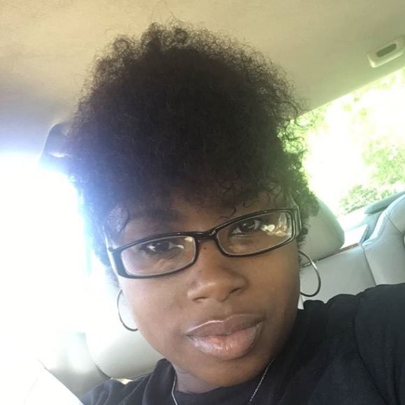 Meet your Posher, Sherae - Picture 1 of 1