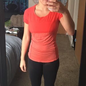 Lululemon work out shirt