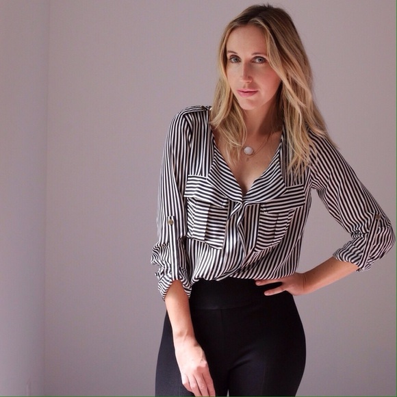 Paris Blouse - Picture 3 of 4