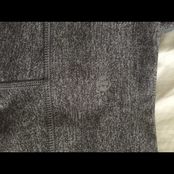grey lululemon yoga pants - Picture 2 of 4