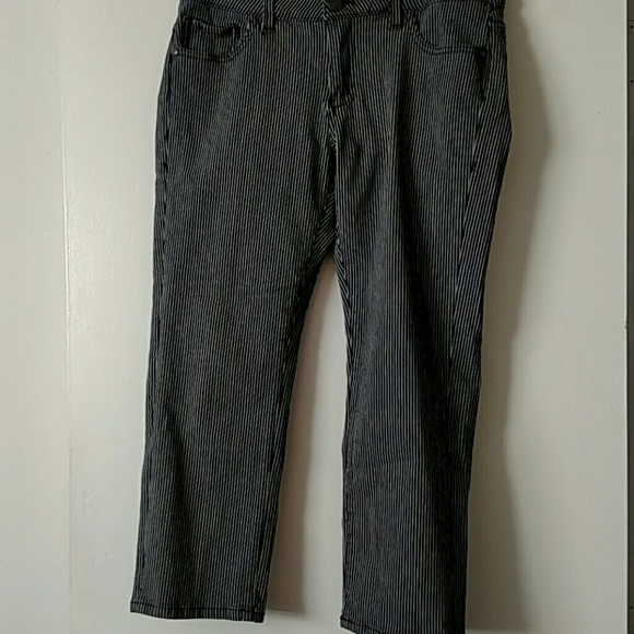Cabi johnny striped cropi size 8