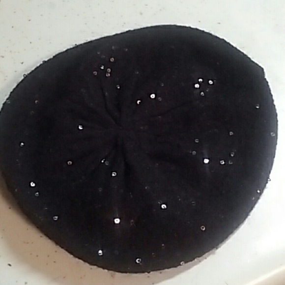 NWOT Black Sequin Beret French Style Hat Cap