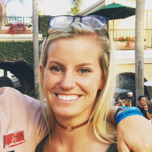 Meet your Posher, Kelly