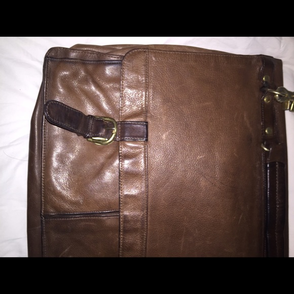 Boulder Ridge Leather Bag - Picture 2 of 4