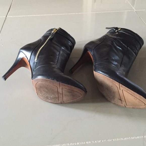 Boots - Picture 2 of 3