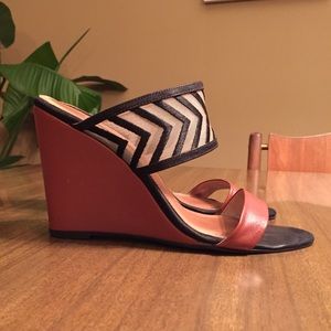UNIQUE L'AGENCE Brown/Black Leather Wedge Sandals