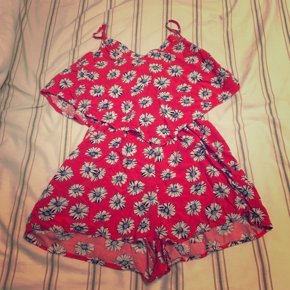 Romper 💗 - Picture 1 of 2