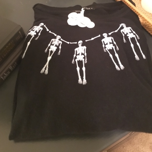 (LAST ONE) WF:Black Skull Necklace Black Jumper - Picture 4 of 4