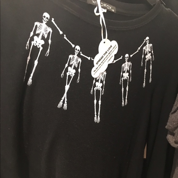 (LAST ONE) WF:Black Skull Necklace Black Jumper - Picture 2 of 4