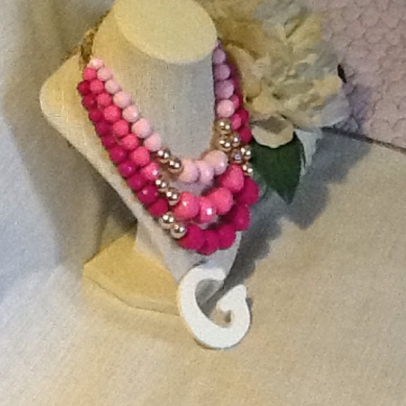 Pink necklace - Picture 2 of 4