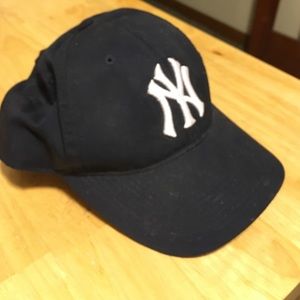 New York Yankees hat