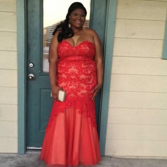 Prom Dress - Picture 2 of 2