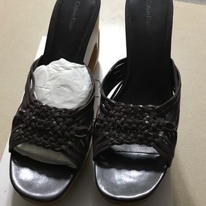 Brown leather slip on sandals