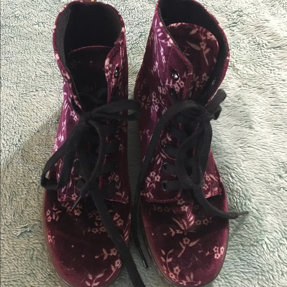 Dr. Martens Shoes - Dr Martens Shoreditch Boots Dr. Martens Shoes - Dr Martens Shoreditch Boots