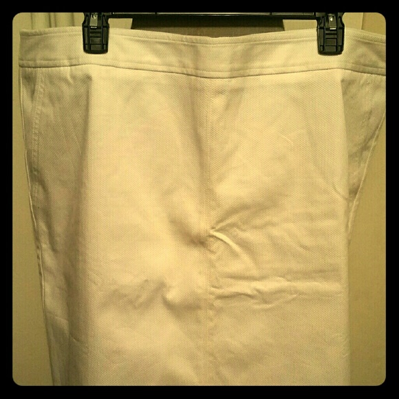Liz Claiborne White Skirt