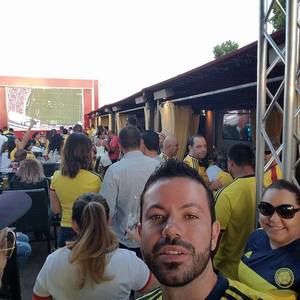 Meet your Posher, Carlos