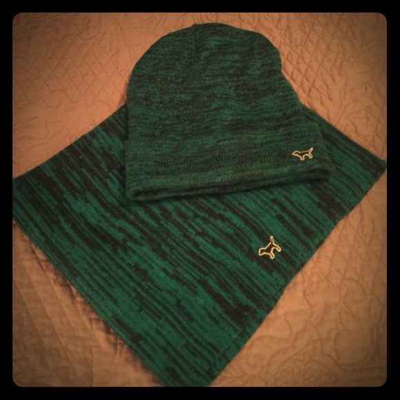 PINK beanie & infinity scarf