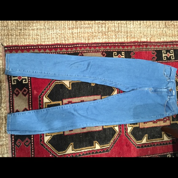 Ultra high wasted blue skinny jeans