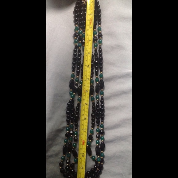 Vintage heavy natural stone (Quartz?) necklace - Picture 3 of 4