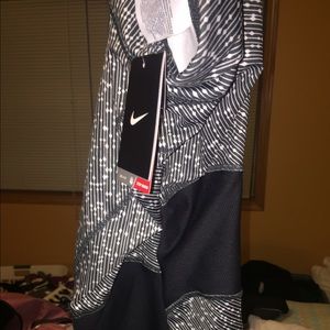 Nike cropped leggings