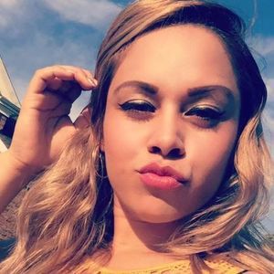 Meet your Posher, Celeste