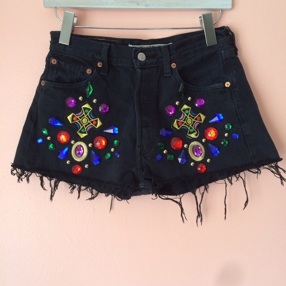 Bitching & Junkfood Vintage Levis Denim Cutoffs - Picture 2 of 3