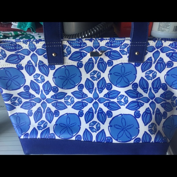 Vineyard Vines Handbags - Vineyard Vine canvas Tote