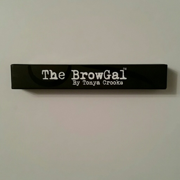 The BrowGal Clear Eyebrow Gel