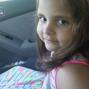 Meet your Posher, Desiree