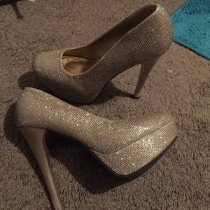 Gold glitter heels