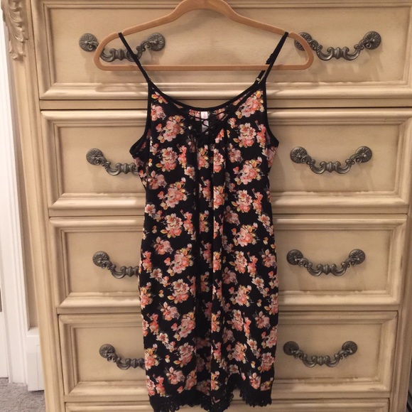 Black and floral print spaghetti strap dress