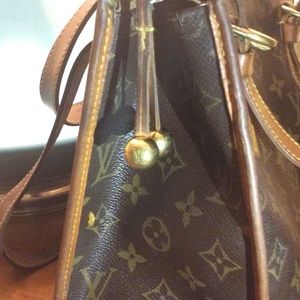 Authentic Louis Vuitton Popincourt