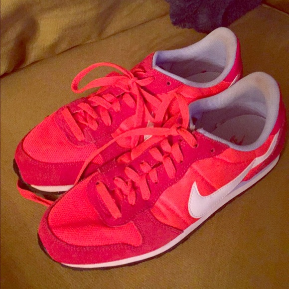 Nike shoes