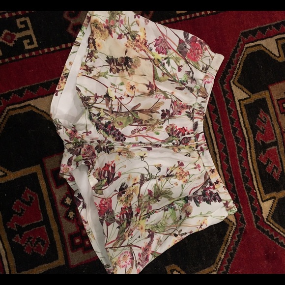 Haute Hippie Flower short