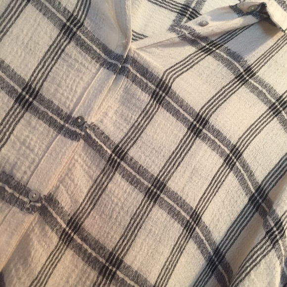Flannel - Picture 2 of 4