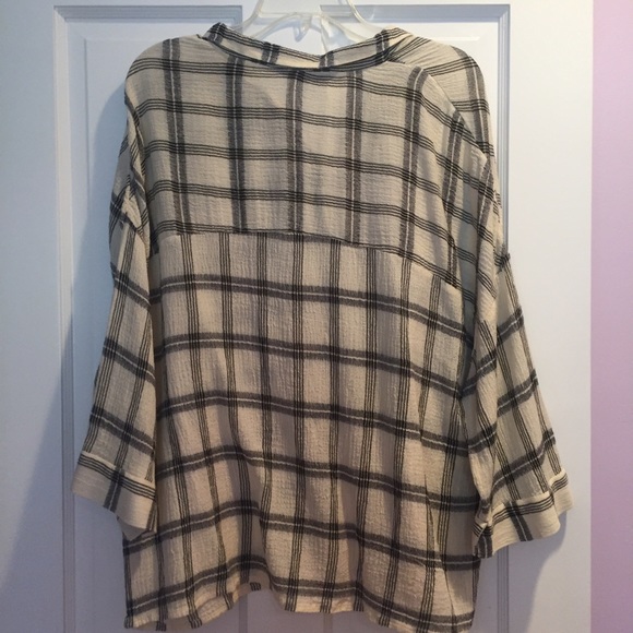 Flannel - Picture 4 of 4