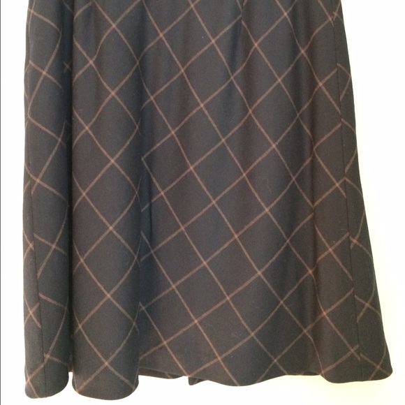 Skirt - Picture 1 of 4