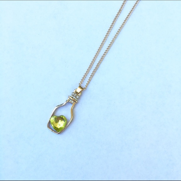 NWT! GOLD & GREEN HEART IN A BOTTLE NECKLACE - Picture 2 of 3