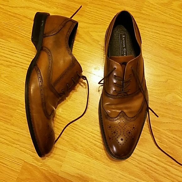 Aston Grey leather wingtip shoes